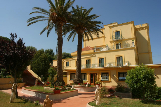 09.10 avion Bucuresti, Italia - Coasta Amalfitana Sorrento, Hotel Villa Igea 851 EURO, 7 nopti, Mic dejun inclus