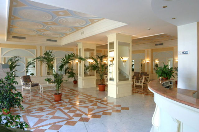 09.10 avion Bucuresti, Italia - Coasta Amalfitana Sorrento, Hotel Villa Igea 851 EURO, 7 nopti, Mic dejun inclus