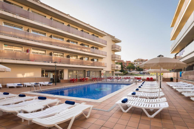 25.09 avion Bucuresti, Spania - Costa Brava - Barcelona Lloret de Mar, Hotel htop Royal Star & SPA 567 EURO, 7 nopti, Demipensiune inclusa