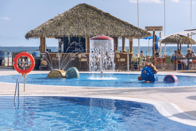 25.09 avion Bucuresti, Spania - Costa Brava - Barcelona Santa Susanna, Hotel Tahiti Playa 743 EURO, 7 nopti, Demipensiune inclusa