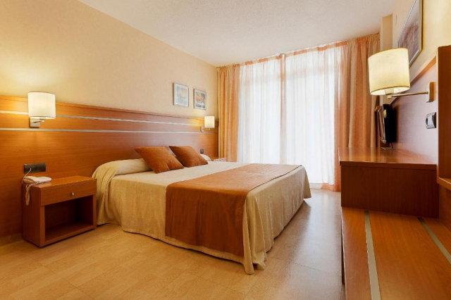 25.09 avion Bucuresti, Spania - Costa Brava - Barcelona Blanes, Hotel Beverly Park & Spa 645 EURO, 7 nopti, Mic dejun inclus