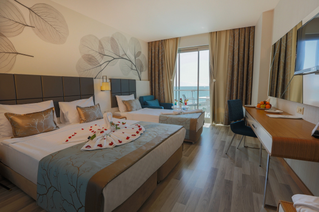 20.09 avion Bucuresti, Turcia - Antalya Alanya, Hotel Xoria Deluxe 792 EURO, 7 nopti, Ultra all inclusive