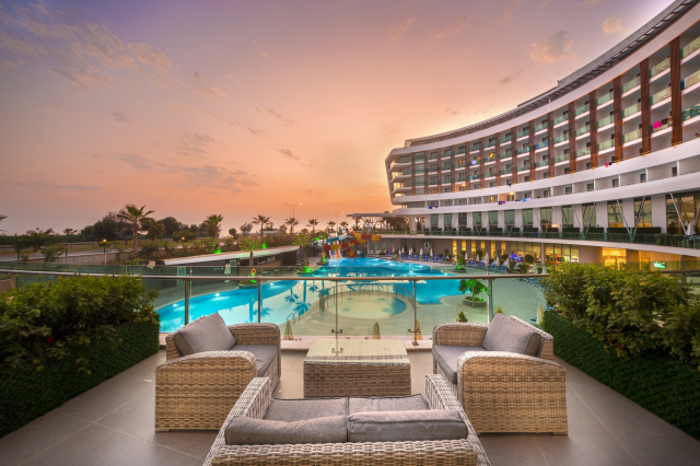 20.09 avion Bucuresti, Turcia - Antalya Alanya, Hotel Xoria Deluxe 792 EURO, 7 nopti, Ultra all inclusive