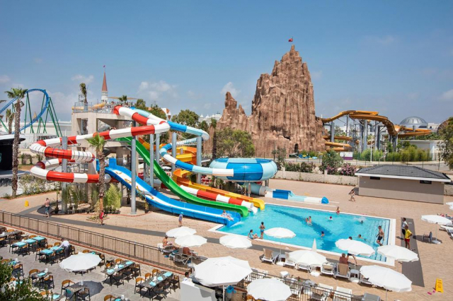 20.09 avion Bucuresti, Turcia - Antalya Belek, Aydinbey Queen's Palace & Spa Resort 832 EURO, 7 nopti, Ultra all inclusive