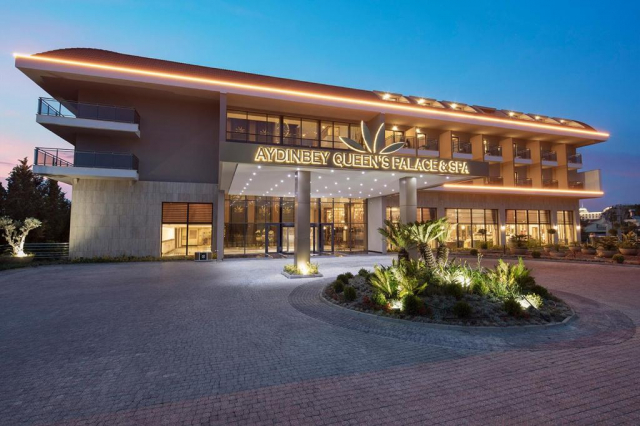20.09 avion Bucuresti, Turcia - Antalya Belek, Aydinbey Queen's Palace & Spa Resort 832 EURO, 7 nopti, Ultra all inclusive