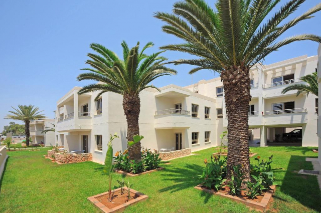 25.10 avion Bucuresti, Cipru - Zona Larnaca Ayia Napa, Hotel Euronapa Apartments 734 EURO, 7 nopti, Fara masa