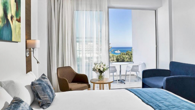 27.09 avion Bucuresti, Cipru - Zona Larnaca Ayia Napa, Gaia Sun N Blue Hotel 685 EURO, 7 nopti, Mic dejun inclus