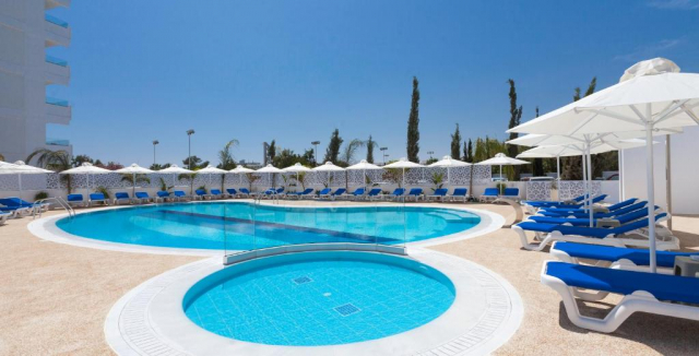 27.09 avion Bucuresti, Cipru - Zona Larnaca Ayia Napa, Gaia Sun N Blue Hotel 685 EURO, 7 nopti, Mic dejun inclus