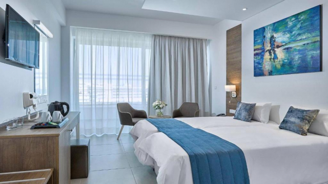 27.09 avion Bucuresti, Cipru - Zona Larnaca Ayia Napa, Gaia Sun N Blue Hotel 685 EURO, 7 nopti, Mic dejun inclus