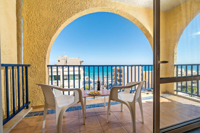17.09 avion Bucuresti, Grecia - Creta - Heraklion Rethymnon, Lefkoniko Beach 567 EURO, 7 nopti, Demipensiune inclusa