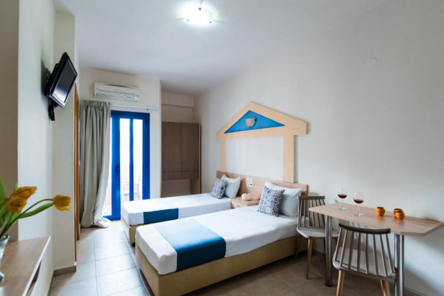 21.09 avion Bucuresti, Grecia - Creta - Heraklion Malia, Ilios Malia Hotel Resort 332 EURO, 7 nopti, Fara masa