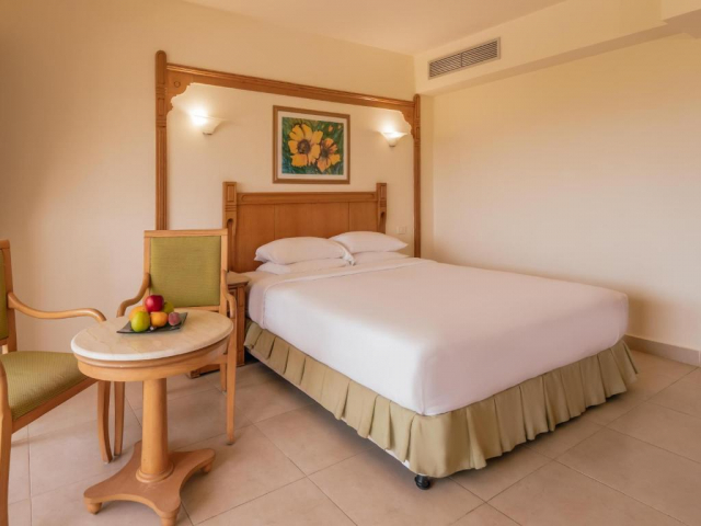 03.10 avion Bucuresti, Egipt - Hurghada Hurghada City, Hurghada Long Beach Resort 773 EURO, 7 nopti, All inclusive