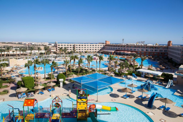 01.11 avion Bucuresti, Egipt - Hurghada Hurghada City, Titanic Resort & Aqua Park 704 EURO, 7 nopti, All inclusive