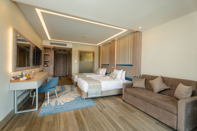 10.10 avion Bucuresti, Egipt - Hurghada Hurghada City, Hotel Titanic Pearl 792 EURO, 7 nopti, Ultra all inclusive