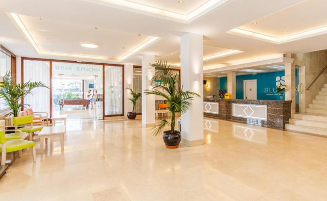 30.09 avion Bucuresti, Spania - Costa Brava - Barcelona Lloret de Mar, BlueSea Montevista Hawai 626 EURO, 7 nopti, Demipensiune inclusa