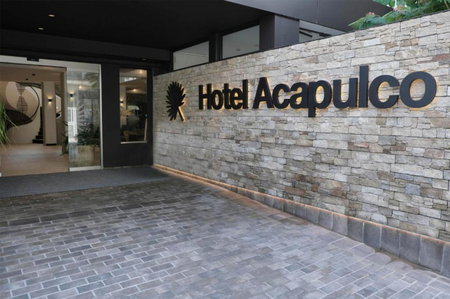 02.10 avion Bucuresti, Spania - Costa Brava - Barcelona Lloret de Mar, Hotel Acapulco 567 EURO, 7 nopti, Mic dejun inclus