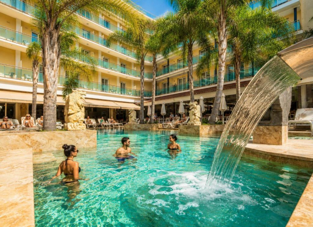 02.10 avion Bucuresti, Spania - Costa Brava - Barcelona Lloret de Mar, Hotel La Palmera & Spa 616 EURO, 7 nopti, Demipensiune inclusa