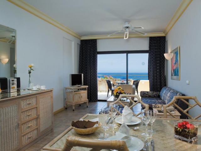 03.10 avion Bucuresti, Spania - Gran Canaria San Agustin, Hotel BlueBay Beach Club 773 EURO, 7 nopti, Mic dejun inclus