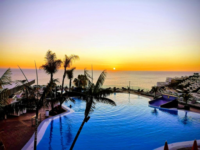 03.10 avion Bucuresti, Spania - Gran Canaria Puerto Rico, Servatur Riosol 724 EURO, 7 nopti, Fara masa