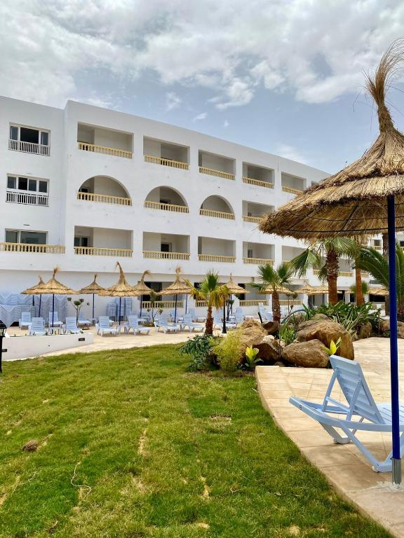 26.09 avion Bucuresti, Tunisia - Regiunea Hammamet Hammamet, Blumar Resort & Spa 369 EURO, 7 nopti, All inclusive