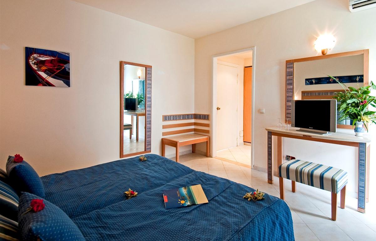 10.10 avion Bucuresti, Tunisia - Regiunea Hammamet Hammamet, Hotel Club Salammbo 587 EURO, 7 nopti, All inclusive