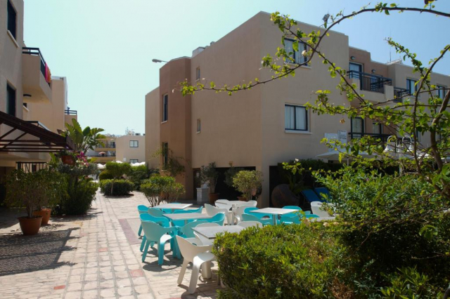 27.09 avion Bucuresti, Cipru - Zona Larnaca Ayia Napa, Senator Hotel Apartments - Adults Only 538 EURO, 7 nopti, Fara masa