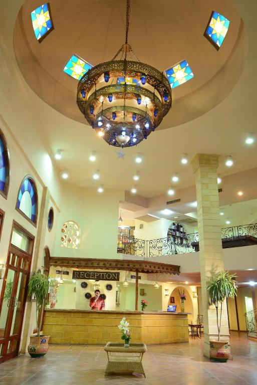 04.10 avion Bucuresti, Egipt - Regiunea Sharm el Sheikh Dahab, Tropitel Dahab Oasis Hotel 596 EURO, 7 nopti, Demipensiune inclusa