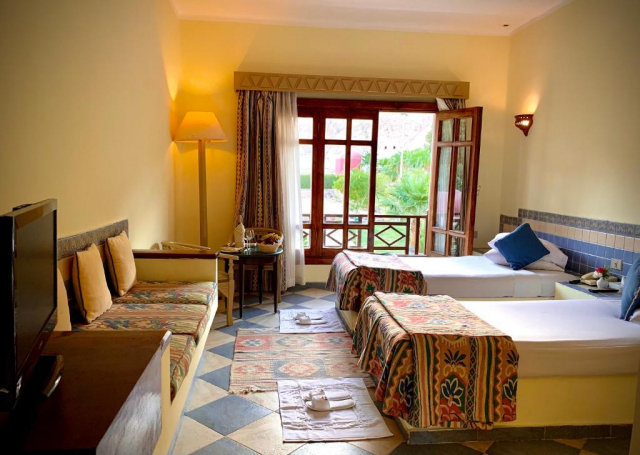 04.10 avion Bucuresti, Egipt - Regiunea Sharm el Sheikh Dahab, Tropitel Dahab Oasis Hotel 596 EURO, 7 nopti, Demipensiune inclusa
