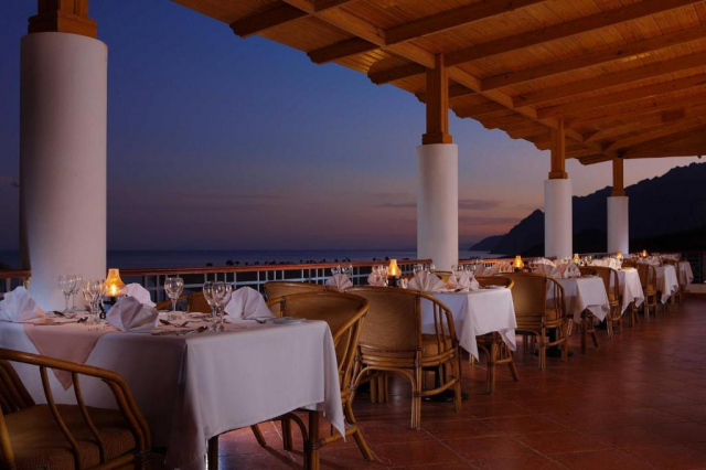 04.10 avion Bucuresti, Egipt - Regiunea Sharm el Sheikh Dahab, Ecotel Dahab Bay View Resort 557 EURO, 7 nopti, All inclusive