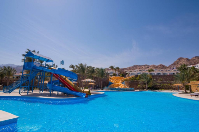 04.10 avion Bucuresti, Egipt - Regiunea Sharm el Sheikh Dahab, Ecotel Dahab Bay View Resort 557 EURO, 7 nopti, All inclusive