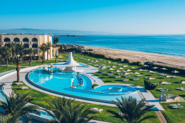 26.09 avion Bucuresti, Tunisia - Regiunea Hammamet Hammamet, Hotel Iberostar Averroes 763 EURO, 7 nopti, All inclusive