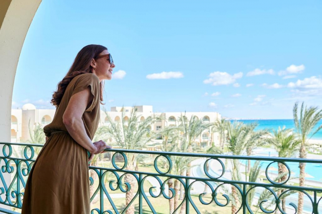 26.09 avion Bucuresti, Tunisia - Regiunea Hammamet Hammamet, Hotel Iberostar Averroes 763 EURO, 7 nopti, All inclusive