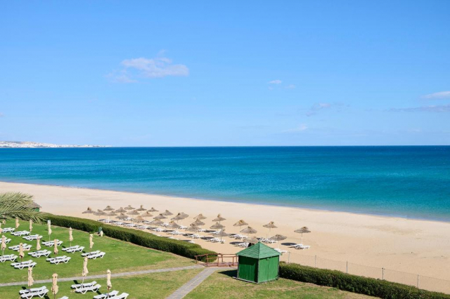 26.09 avion Bucuresti, Tunisia - Regiunea Hammamet Hammamet, Hotel Iberostar Averroes 763 EURO, 7 nopti, All inclusive
