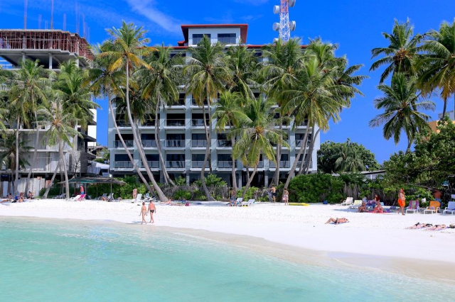 LAST MINUTE REVELION    MALDIVE  2024 WHITESHELL ISLAND  HOTEL 4**** DEMIPENSIUNE ZBOR DIN OTOPENI CU TAXE INCLUSE