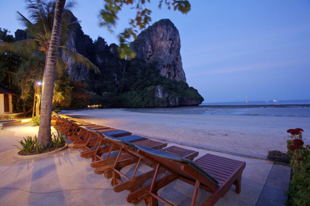 THAILANDA-KRAB  8 NOPTI 4**** RAILAY BAY RESORT &amp; SPA CU MIC DEJUN ZBOR DIN OTOPENI CU TAXE INCLUSE