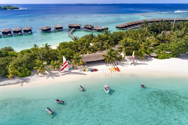 DELUXE PE PLAJA IN MALDIVE LA 5***** SHERATON FULL MOON MIC DEJUN ZBOR   DIN OTOPENI CU TAXE INCLUSE