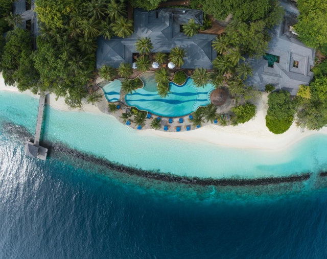 LAST MINUTE   DELUXE MALDIVE  ROYAL ISLAND 5***** PENSIUNE COMPLETA ZBOR DIRECT DIN OTOPENI CU TAXE INCLUSE