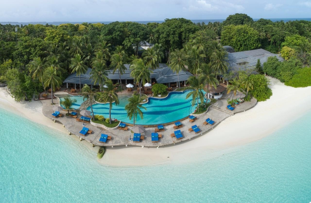 LAST MINUTE   DELUXE MALDIVE  ROYAL ISLAND 5***** PENSIUNE COMPLETA ZBOR DIRECT DIN OTOPENI CU TAXE INCLUSE