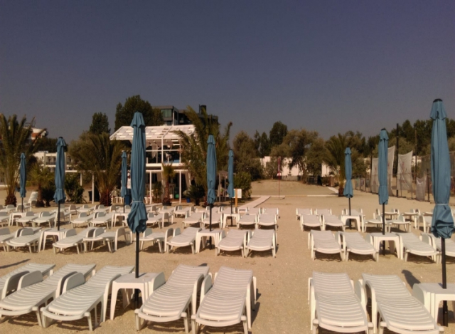 MAMAIA Cazare Apartamente in Vila 3*** situata pe plaja! OFERTA SPECIALA!
