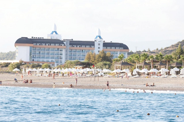 ULTIMELE LOCURI ANTALYA 5***** CU ULTRA  ALL INCLUSIVE THRONE BEACH  ZBOR CHARTER DIN OTOPENI  CU TAXE INCLUSE