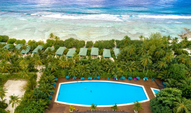 LAST MINUTE MALDIVE CANAREEF RESORT 4****  DEMIPENSIUNE ZBOR DIRECT DIN OTOPENI CU TAXE INCLUSE