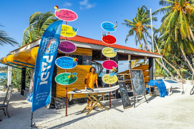 ULTRA LAST MINUTE REVELION  MALDIVE 4**** SKY BEACH  ZBOR DIRECT  DIN OTOPENI CU TAXE INCLUSE