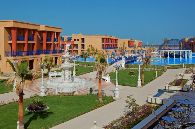 Sejur Hurghada din Bucuresti: Seagull Beach Resort Families  And  Couples Only 4*, la 568 €/loc in DBL. Taxe incluse