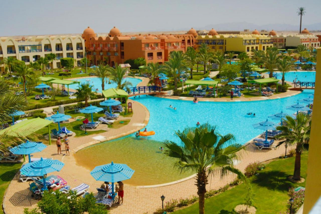 EGIPT, HURGHADA, AVION DIN BUCURESTI, LA HOTEL TITANIC BEACH 5*, LA TARIFUL DE 538 EURO/PERS, ULTRA ALL INCLUSIVE!