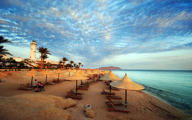 Hai la plaja in Sharm El Sheikh cu avion din Bucuresti,549 euro/pers!