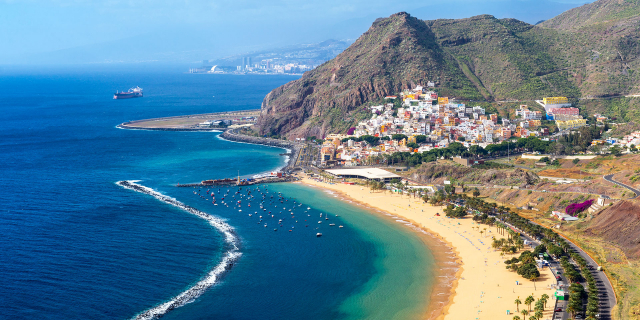  Ultimele locuri!!! Sejur la plaja in Tenerife la doar 597 euro, avion din Bucuresti, demipensiune inclusa
