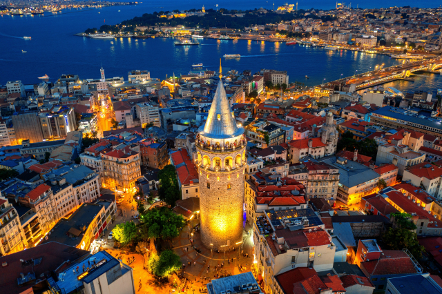 Istanbul de Hramul Mănăstirii IZVORULUI TĂMĂDUIRII 08 – 12 mai 2024