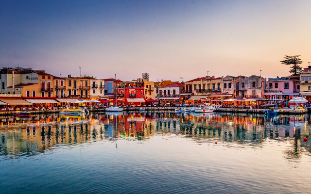 Hai la plaja in Creta cu avion din Oradea la doar 549 euro/pers, demipensiune inclusa!