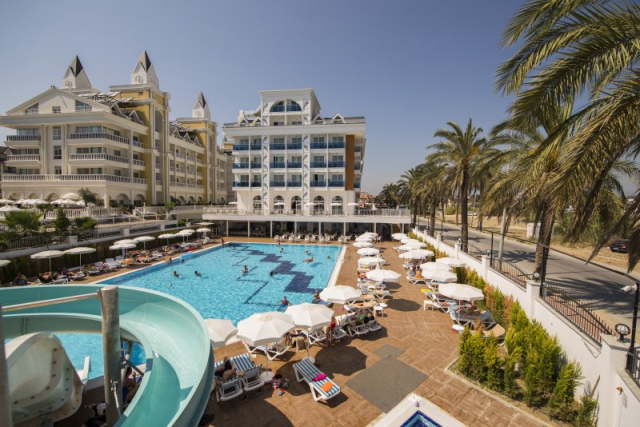 ULTIMELE LOCURI ANTALYA 5***** CU ALL INCLUSIVE PALM WORLD  ZBOR CHARTER DIN  CLUJ CU TAXE INCLUSE