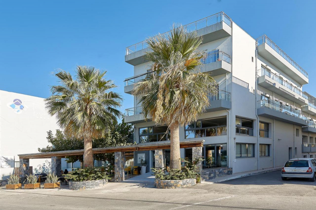 ULTRA LAST MINUTE INSULA CRETA  4**** DEMIPENSIUNE  POLLIS HOTEL ZBOR DIN OTOPENI  CU TAXE INCLUSE
